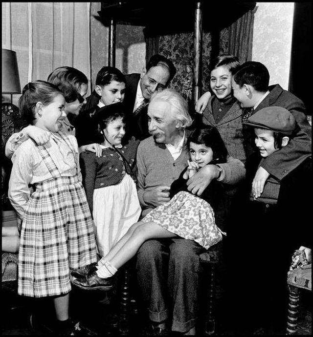 1949_albert_einstein_s_70th_birthday_party.jpg