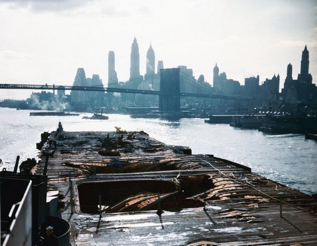 1945_aprilis_bombed_out_deck_of_the_uss_franklin_a_month_prior_had_been_attacked_by_jap_aircraft_killed_over_700_men_and_nearly_sank_the_ship_yet_made_it_to_nyc_for_repair.jpg