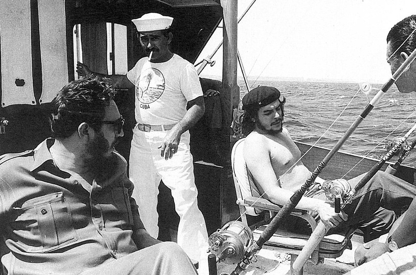 1960. Fidel Castro és Che Guevara horgászik..jpg