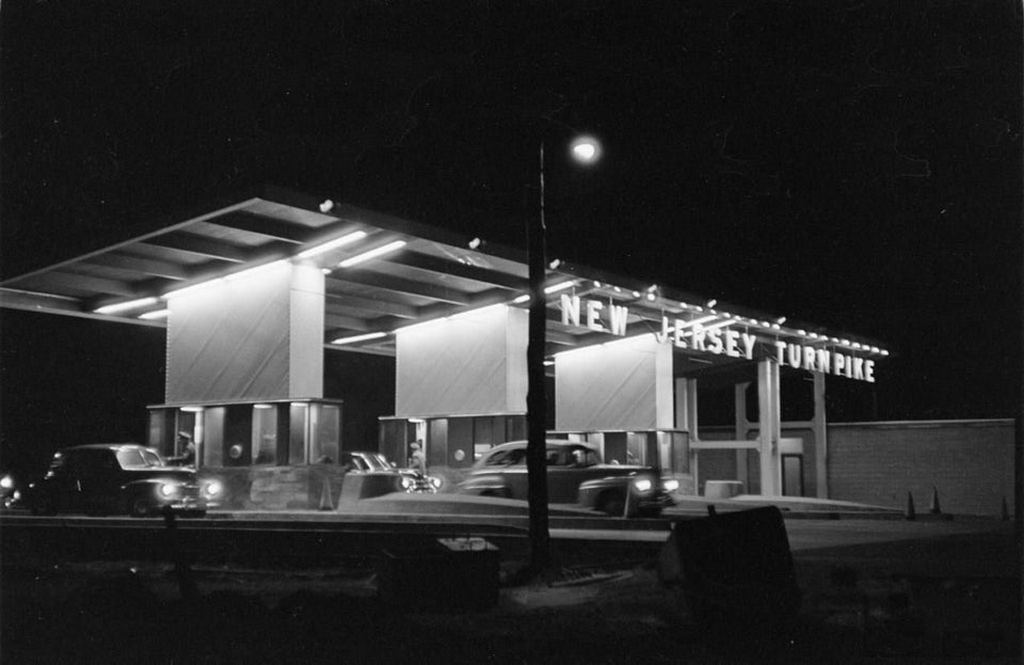 1951_toll_plaza_of_the_new_jersey_turnpike_at_night.jpg