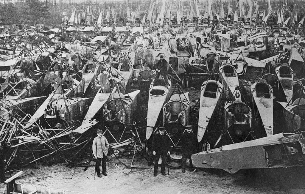 1919_dismantling_of_the_german_air_force_in_1919_after_the_versailles_treaty.jpg