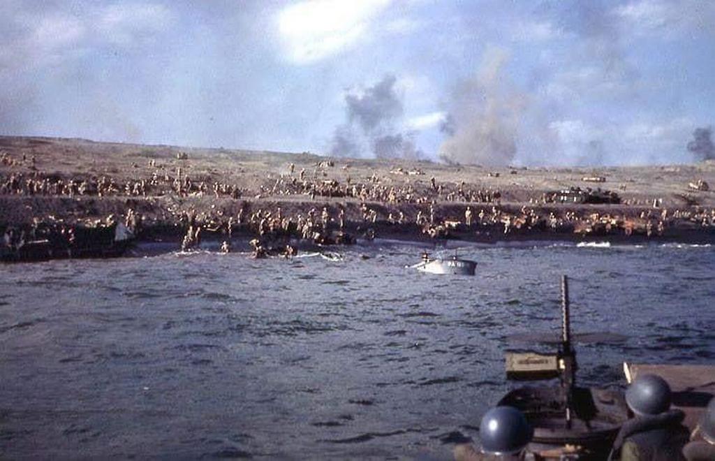 1945_feb_19_the_beachhead_on_iwo_jima_original_color.jpg