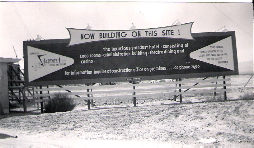 1954. A las vegasi Stardust Hotel építési területe..jpg