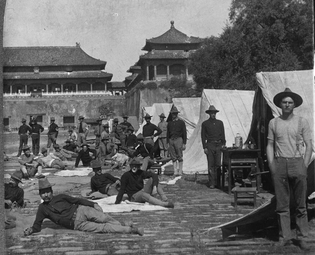 1900_american_soldiers_camp_inside_the_forbidden_city_during_the_occupation_of_beijing_imperial_china.jpg