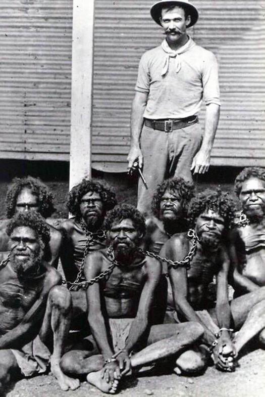 1902_captive_and_chained_aboriginals_early_1902_in_wyndham_prison_australia.jpg