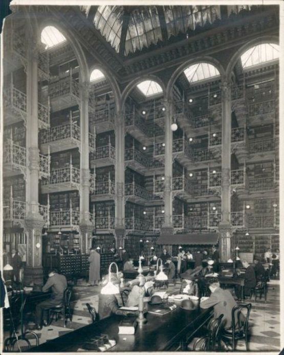 1925_korul_the_reading_room_of_the_old_detroit_public_library_unknown_date_built_in_1877_as_the_city_s_main_library_it_was_replaced_by_a_modern_art_deco_library_in_1931.jpg
