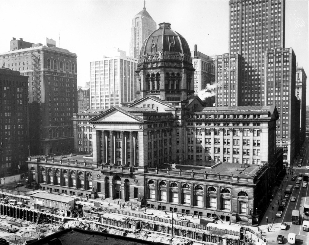 1961. Chicago Federal Building built in 1905 and demolished in 1965..jpg