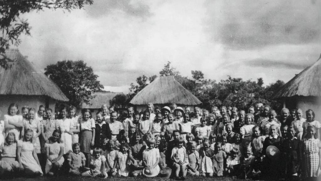 1946_polish_refugees_in_east_africa_now_tanzania_after_wwii_roughly_13400_refugees_were_settled_there.jpg