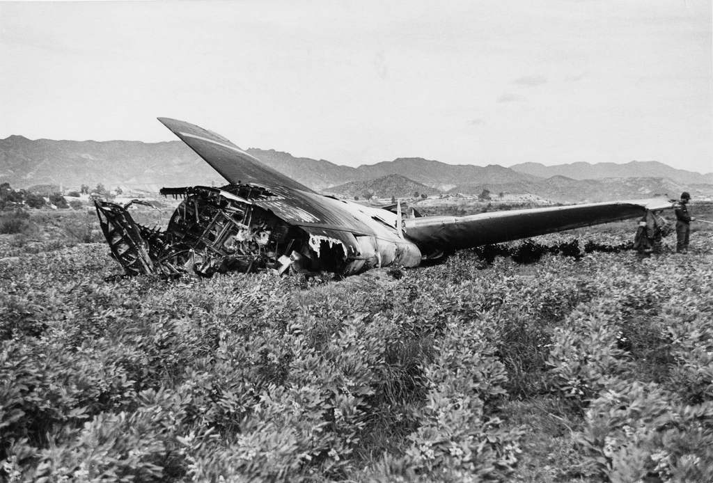 1966_the_debris_of_a_crashed_american_plane_in_january_1966_in_palomares_spain_resulting_in_the_loss_of_four_b28fi_mod_2_y1_thermonuclear_bombs.jpg