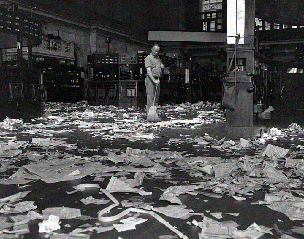 1929_a_janitor_sweeps_the_floor_of_the_new_york_stock_exchange_following_the_wall_street_crash.png