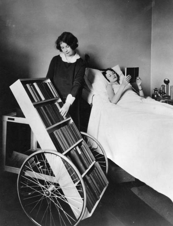 1928_la_public_library_bookmobile_programme_for_the_sick.jpg