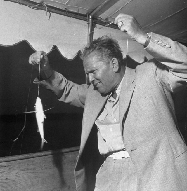 1948_marshal_tito_josip_broz_fishing_yugoslavia.jpg