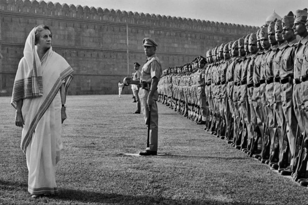 1971_indian_pm_indira_gandhi_reviews_indian_soldiers_at_the_red_fort_following_the_decisive_victory_of_the_bangladesh_liberation_war.png