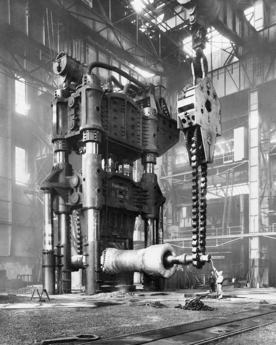 1928_steam-hydraulic_forging_press_15_000_tons_in_the_workshops_of_friedrich_krupp_ag_essen_germany.jpg