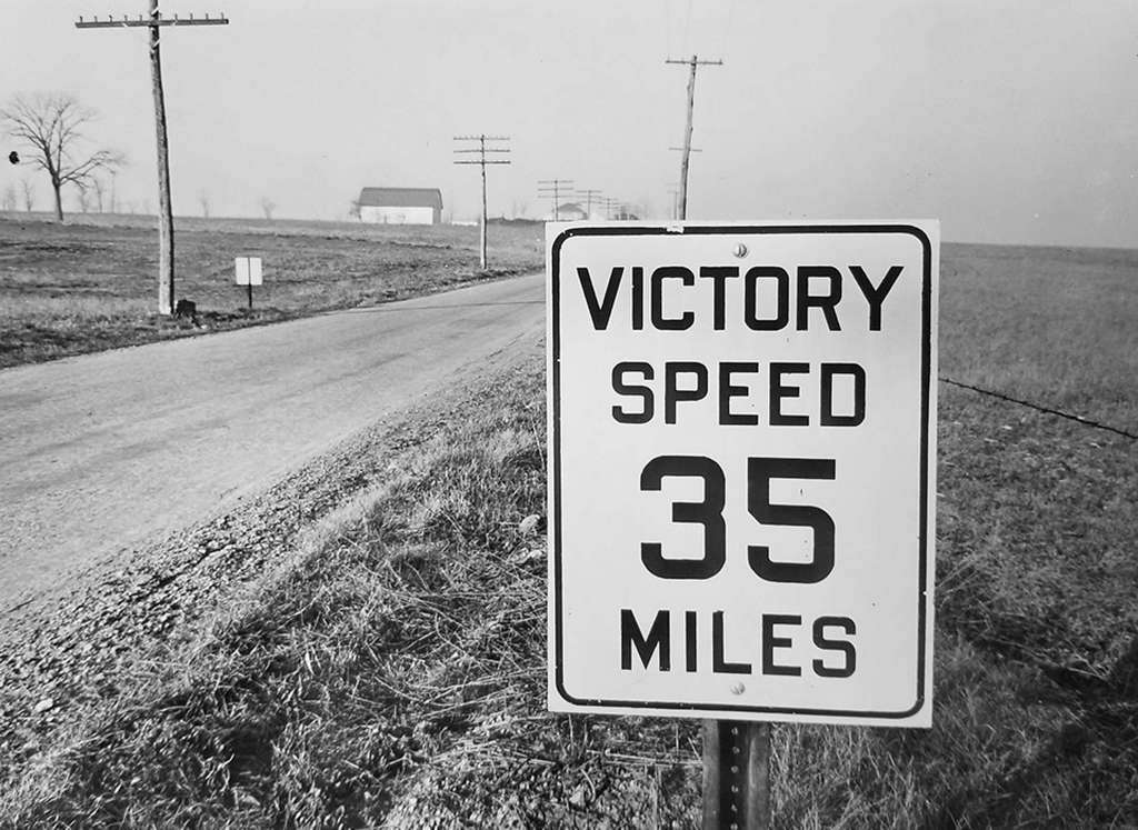 1943_the_us_imposed_a_nationwide_35mph_victory_speed_limit_during_ww2_to_save_gas_and_rubber.jpg