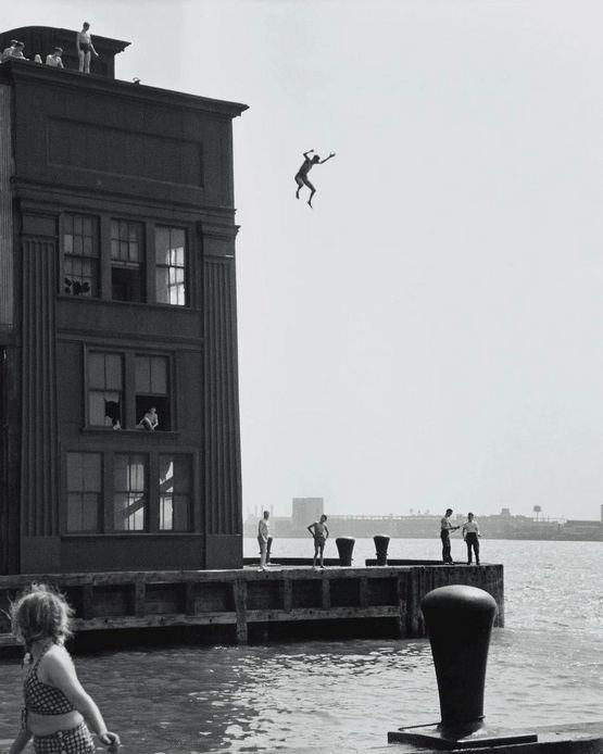 1948_jumping_into_the_hudson_river.jpg