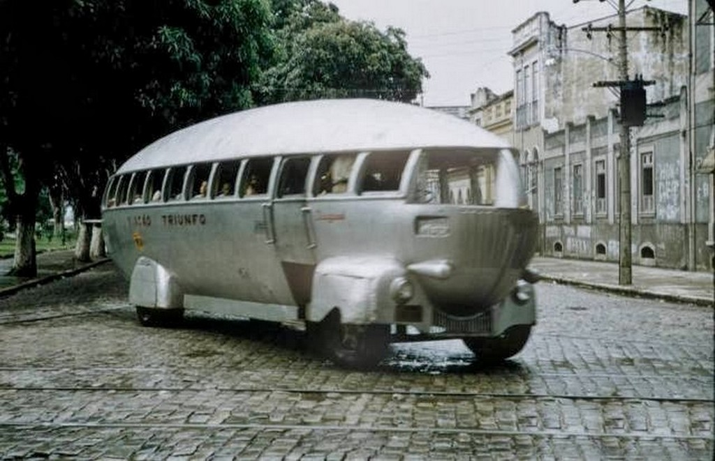 1957_zeppelin_busz_braziliaban.jpg