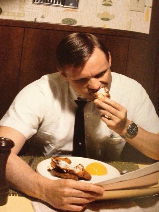 1969_neil_armstrong_eating_his_last_breakfast_on_earth_before_flying_to_the_moon.jpg