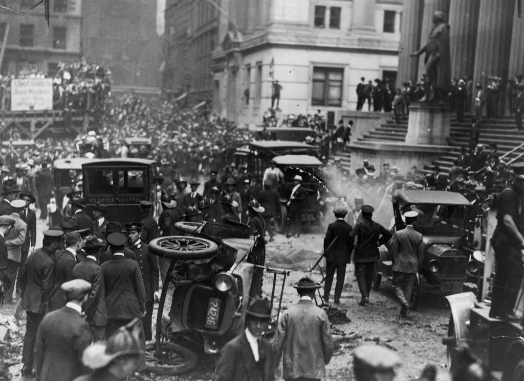 1920_the_aftermath_of_the_wall_street_bombing.jpg