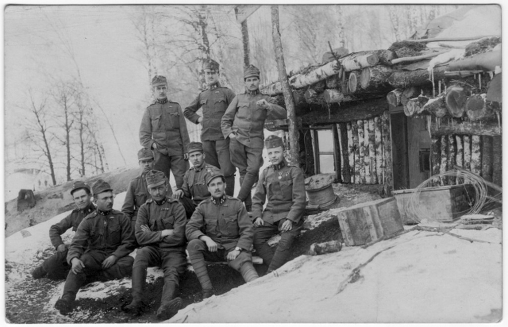 1914-18_kozott_hirados_katonak_a_keleti_fronton.jpg
