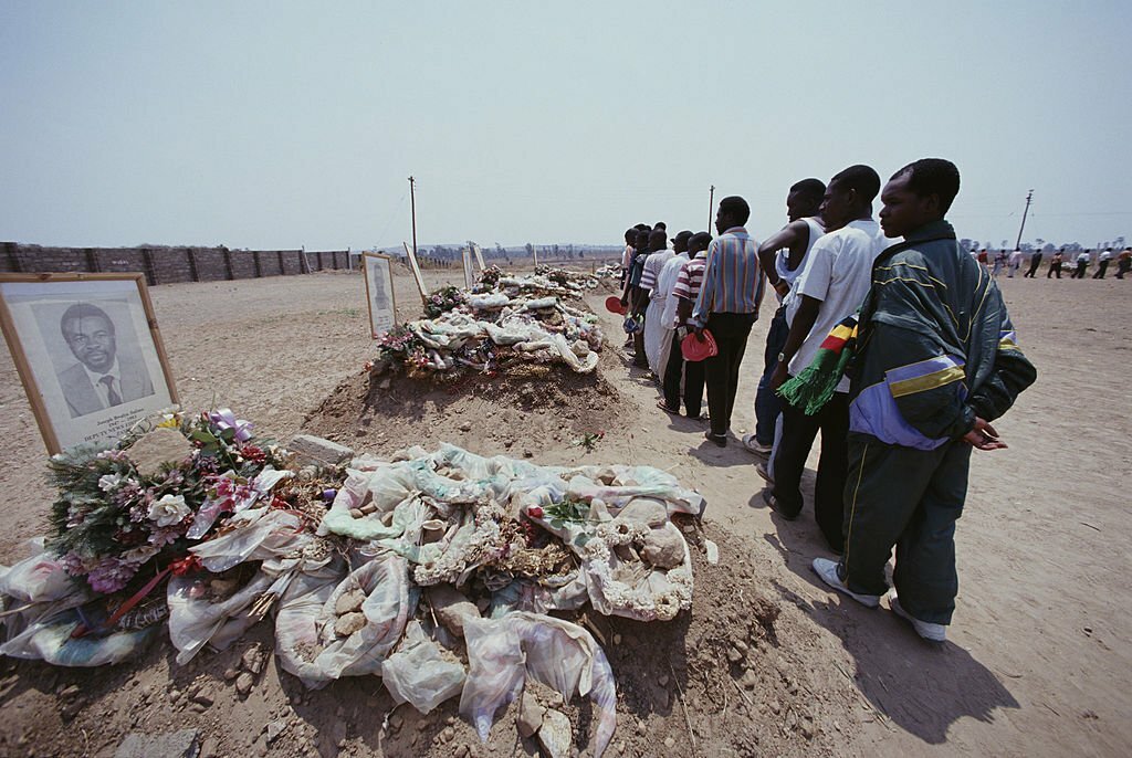 1993_graves_of_the_zambian_national_football_team_members_killed_in_an_aircrash_in_heroes_acre_outside_the_independence_stadium_in_lusaka_zambia.jpg