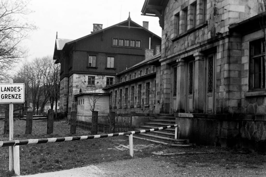 1958_train_station_at_bayerisch_eisenstein_german_border_crossing_with_czechoslovakia.jpg