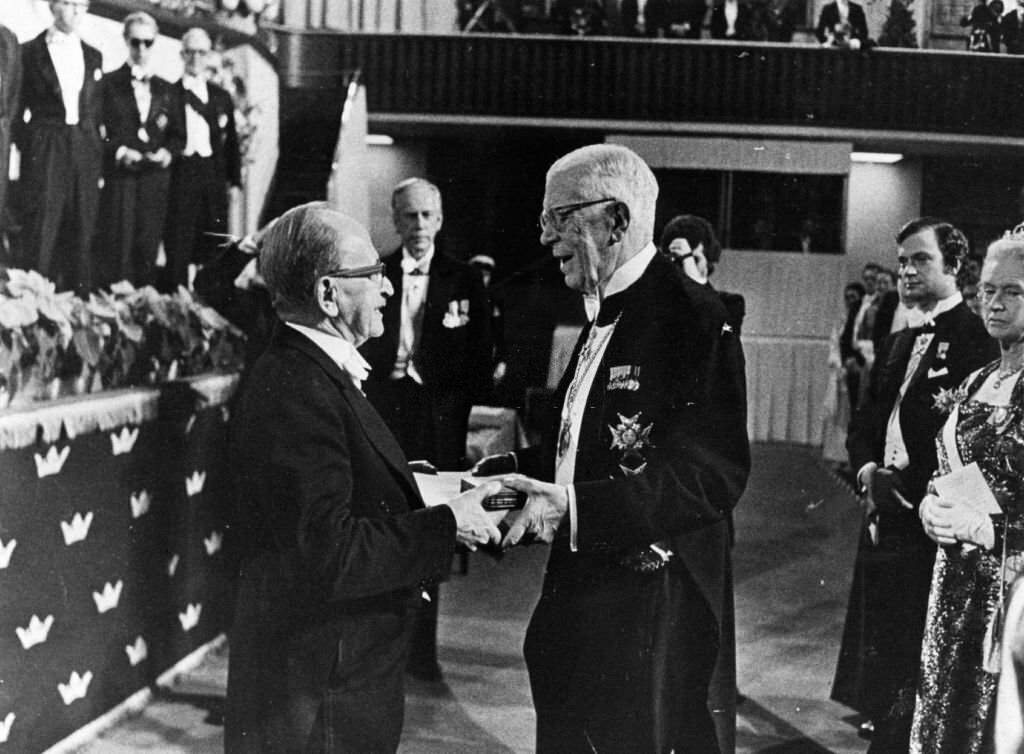 1971_hungarian-born_british_physicist_professor_dennis_gabor_receives_nobel_prize_for_physics_from_king_gustav_adolf_of_sweden_he_was_awarded_the_prize_for_his_invention_and_development_of_holography.jpg