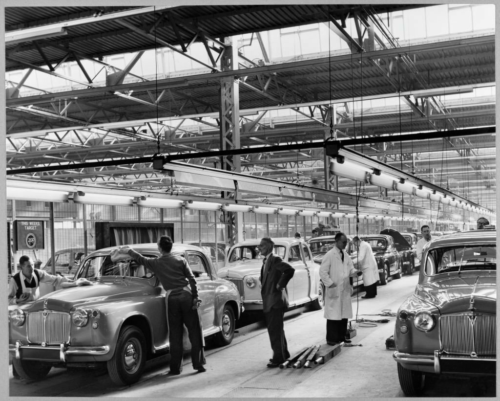 1956_rover_factory_in_solihull.jpg