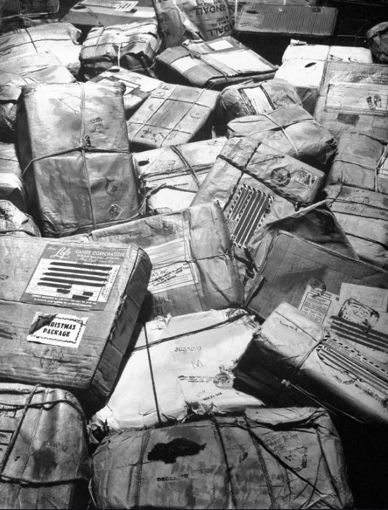 1944_christmas_packages_for_wwii_servicemen_reported_missing_or_killed_in_action_pile_up_in_a_new_york_city_post_office.jpg