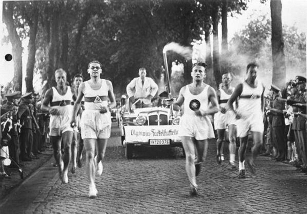1936_olimpiai_lang_berlin_fele.jpg