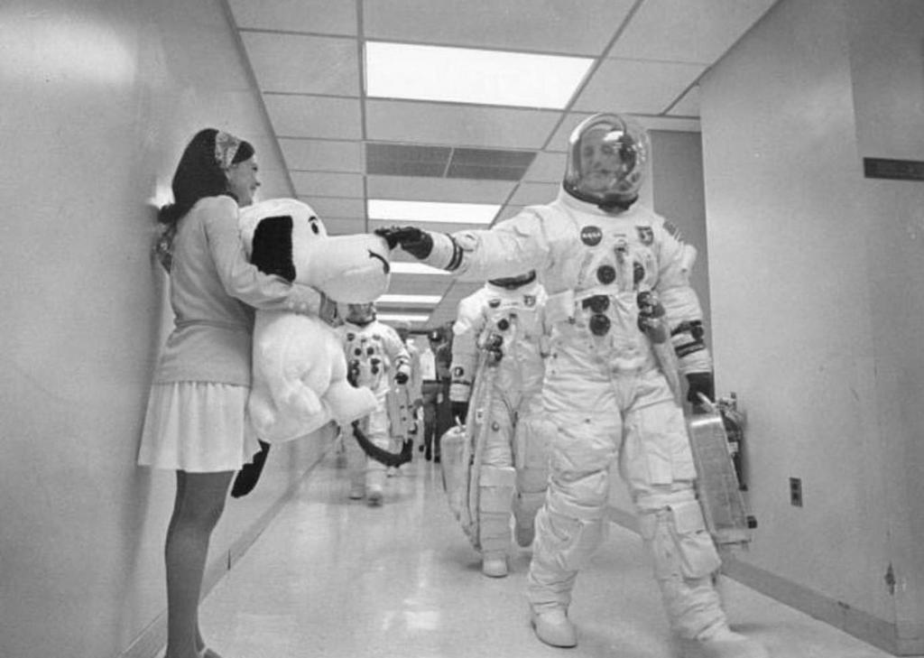 1969_apollo_10_commander_tom_stafford_pats_the_nose_of_a_giant_stuffed_snoopy_prior_to_launch.jpeg
