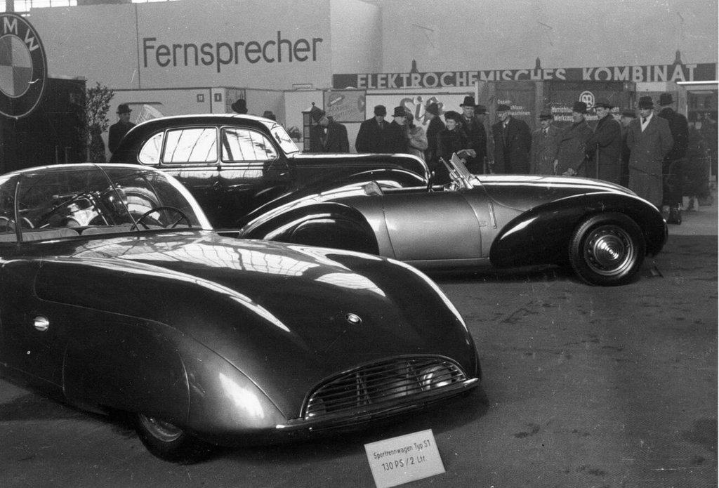 1949_sportwagen_typ_s1_internationale_fahrzeugausstellung_ifa_in_leipzig.jpg
