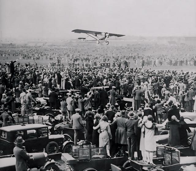 1927_charles_lindbergh_flies_into_le_bourget_field_paris_france_aboard_the_spirit_of_st_louis_becoming_the_first_person_to_fly_solo_across_the_atlantic_ocean.jpeg