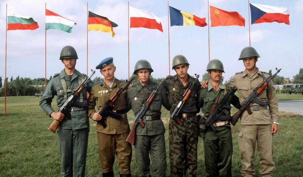 1984_a_varsoi_szerzodes_orszagainak_katonai_lengyel_orosz_csehszl_bolgar_magyar_keletnemet.jpeg