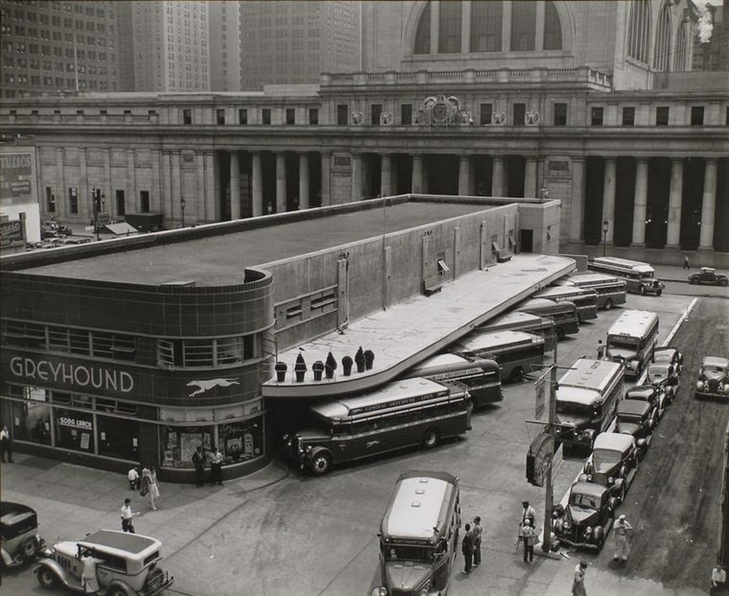 1936_greyhound_busz_allomas_new_york.jpg