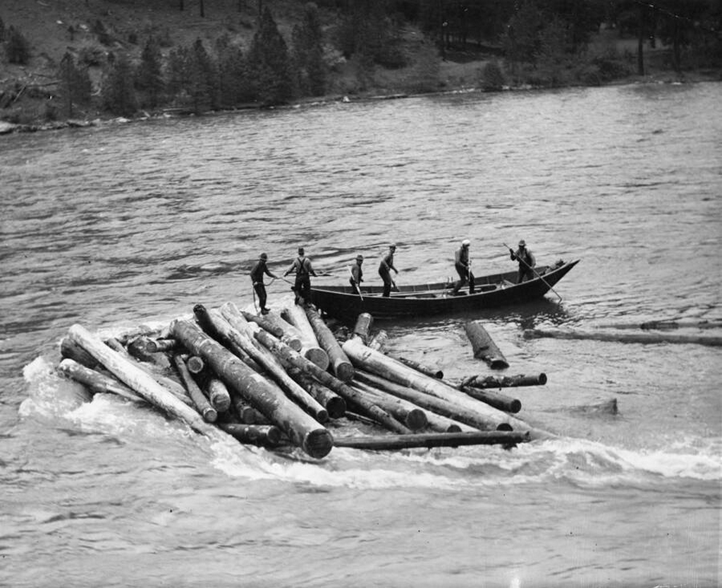 1940_men_work_to_clear_a_log_jam_on_bedrock_creek_idaho.png
