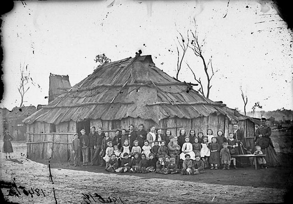 1873_gulgong-i_iskola_uj-del-wales_ausztralia.jpg