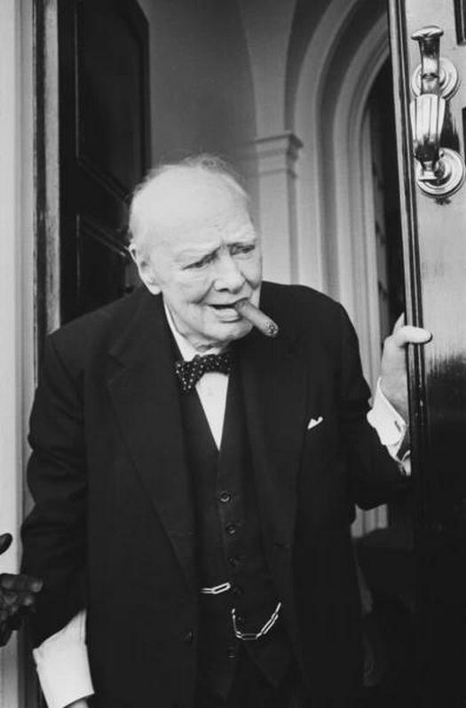 1964_89_year_old_winston_churchill_leaves_the_house_of_commons_for_the_last_time_he_was_a_member_of_parliament_for_64_years.jpeg