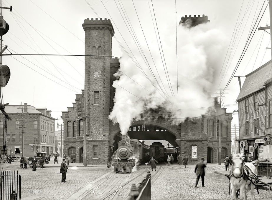 1910. A Boston and Maine vasúttársaság pályaudvara Bostonban..jpg