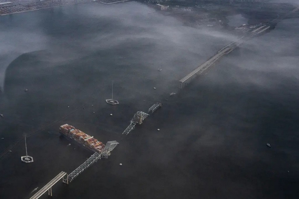 2024_03_26_the_aftermath_of_a_container_ship_s_collision_with_the_francis_scott_key_bridge_in_baltimore_md_carolyn_van_houten_the_washington_post.jpg