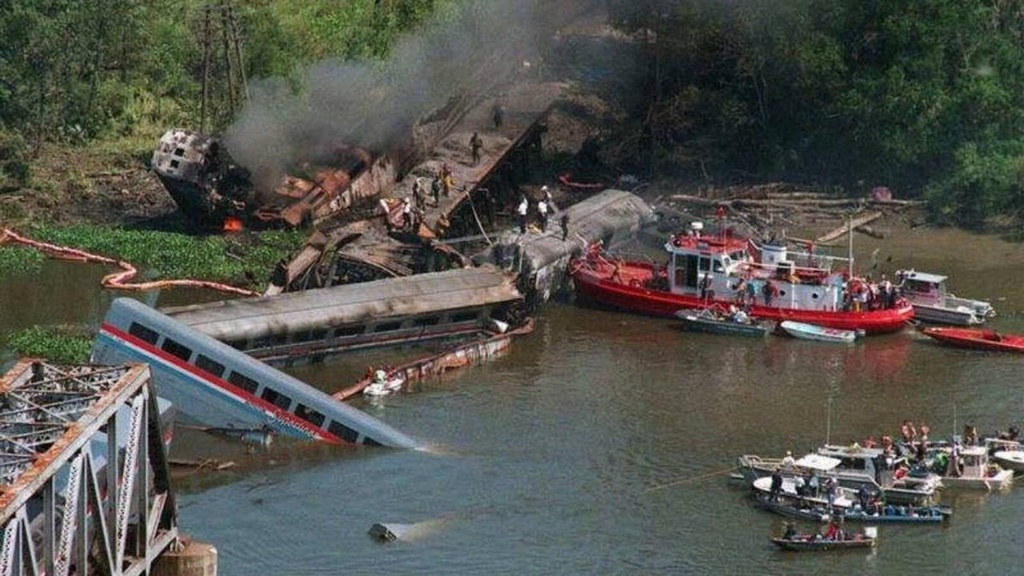 1993_47_people_were_killed_after_a_lost_barge_struck_the_big_bayou_canot_swing_bridge_in_alabama_knocking_it_out_of_alignment.jpeg