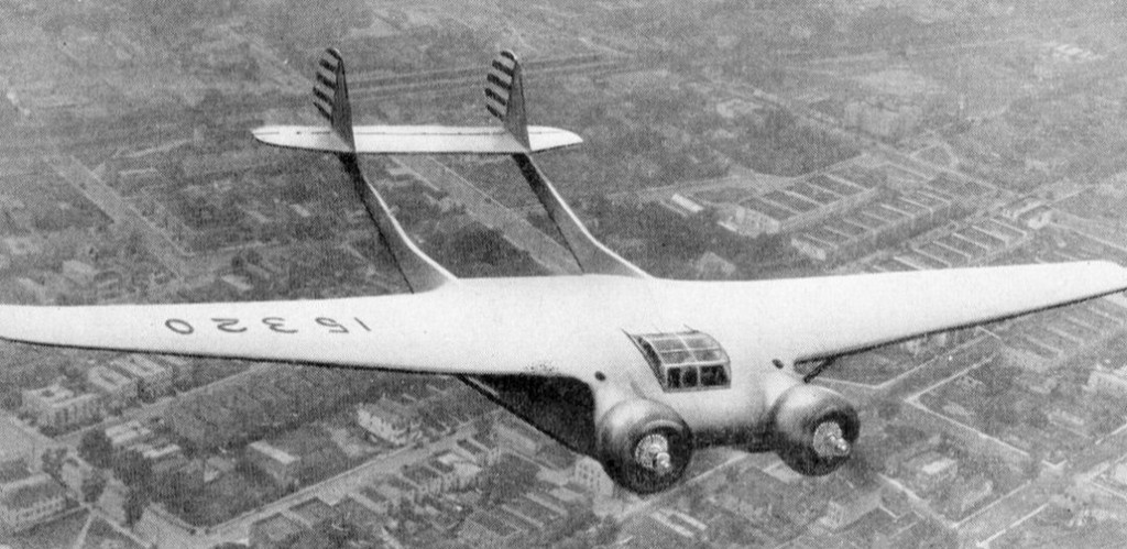 1930-as_evek_burnelli_ub-14_amerikai_repulogep_mindossze_3_peldany_epult_meg_cr.jpg