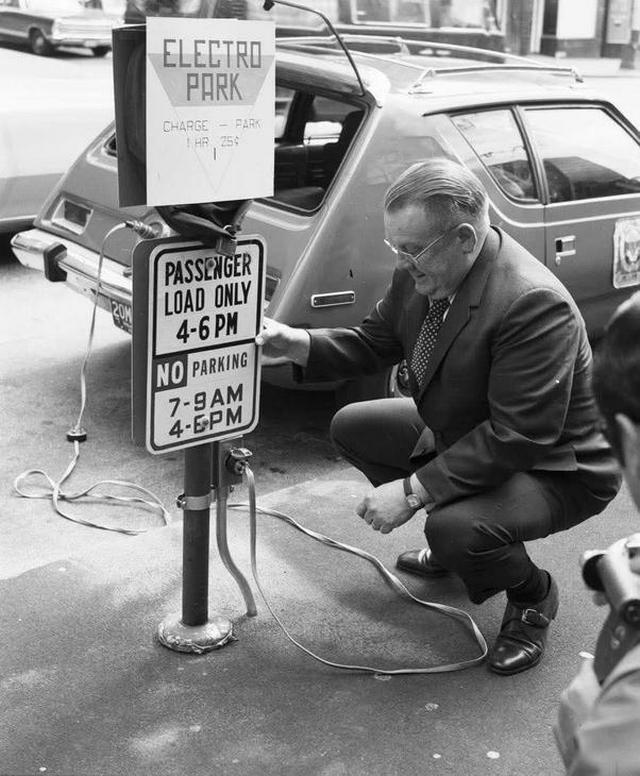 1973_elektromos_toltopont_seattle-ben_egy_oranyi_hasznalat_25_centbe_kerult.jpeg