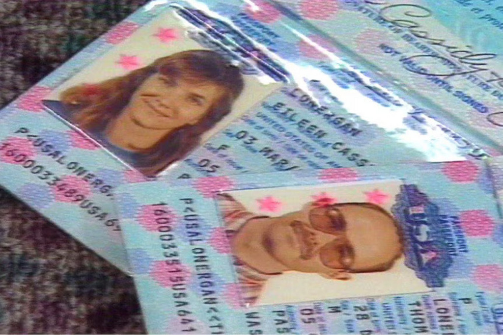 1988_az_amerikai_tom_es_eillen_lonergan_hatrahagyott_utlevelei.jpg