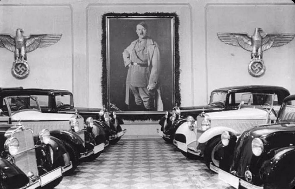 1935_mercedes-benz_showroom_in_muinch.jpeg