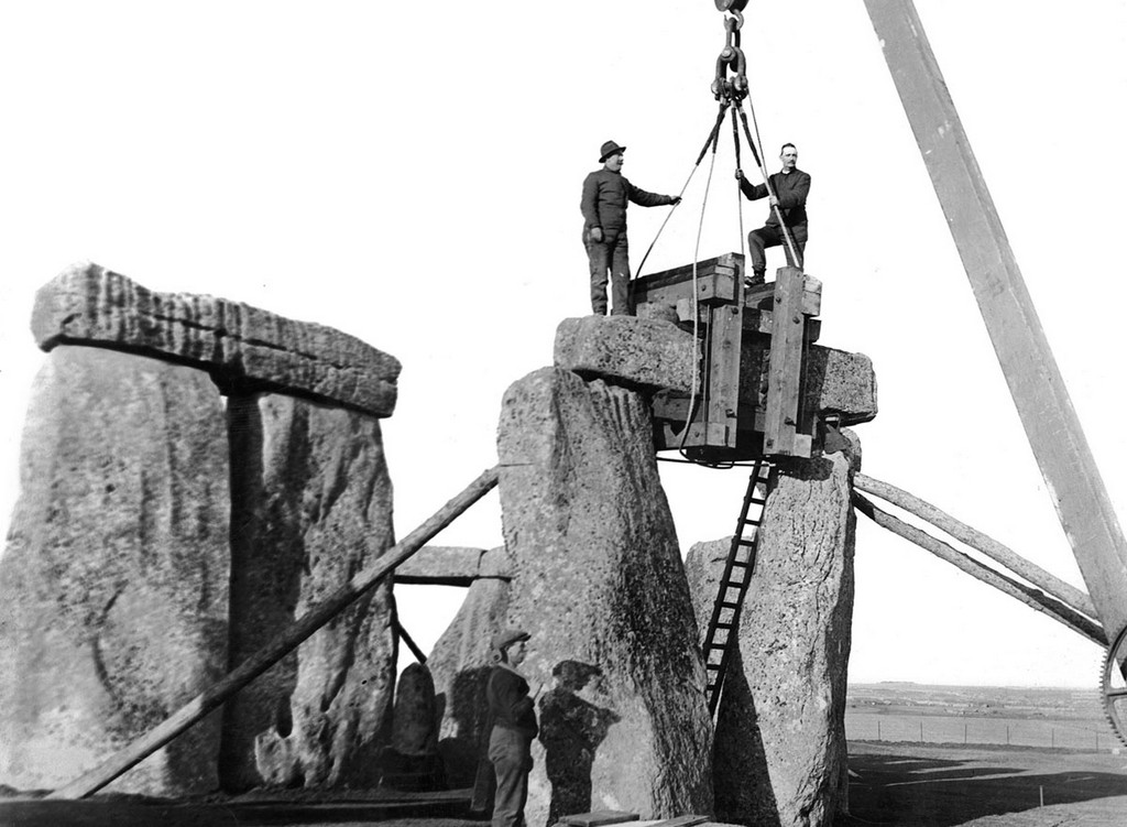 1919_asatasok_es_rekonstrukcio_soran_a_stonehenge-ben_egyesult_kiralysag.jpg