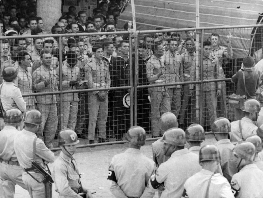 1964_lazadasuk_utan_letartoztatott_brazil_tengeresztisztek.jpg