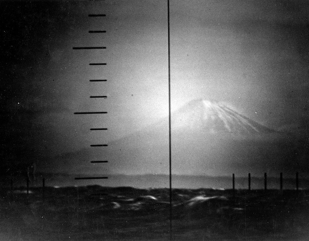 1943_mount_fuji_photographed_through_the_periscope_of_the_submarine_uss_trigger_ss237_during_war_patrol.jpeg