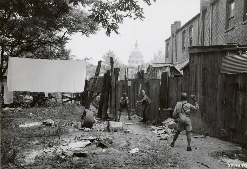 1940_washington_szegenynegyed_a_kapitoliumtol_alig_nehany_szaz_meterre.jpg