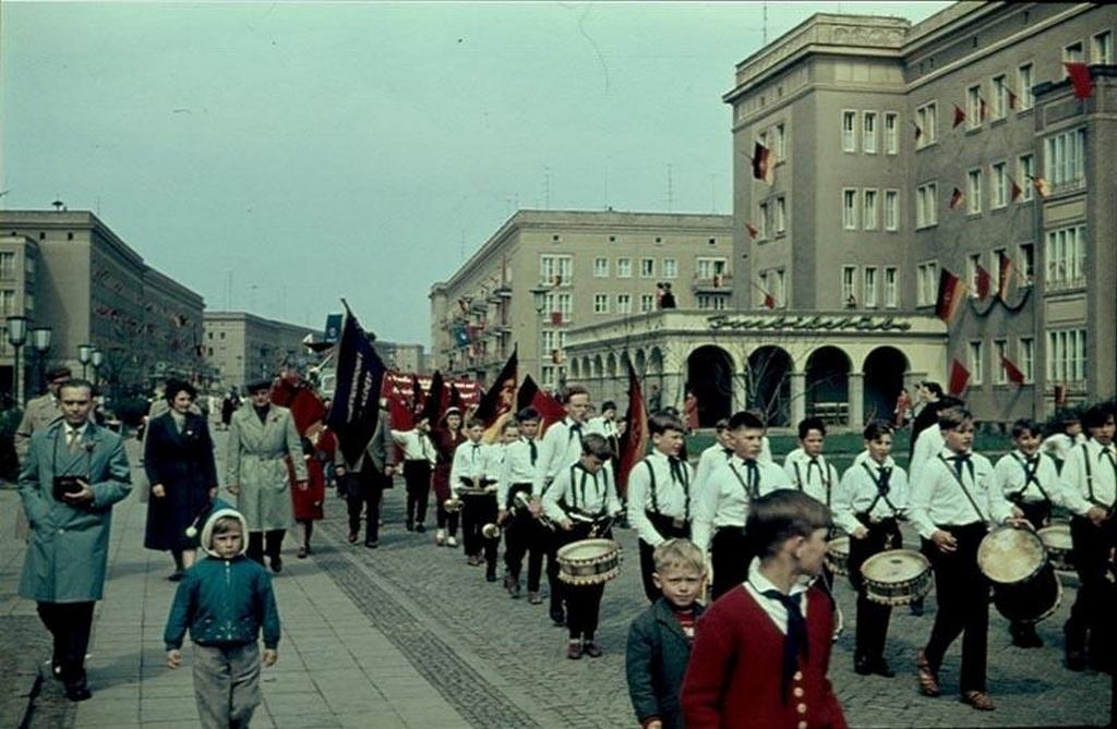 1960_may_day_demonstration_stalinstadt_gdr.jpeg